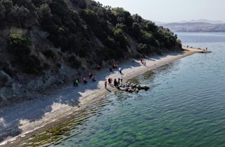 Gemlik'in Yeni Sahil Yolu Birlikte Temizlendi